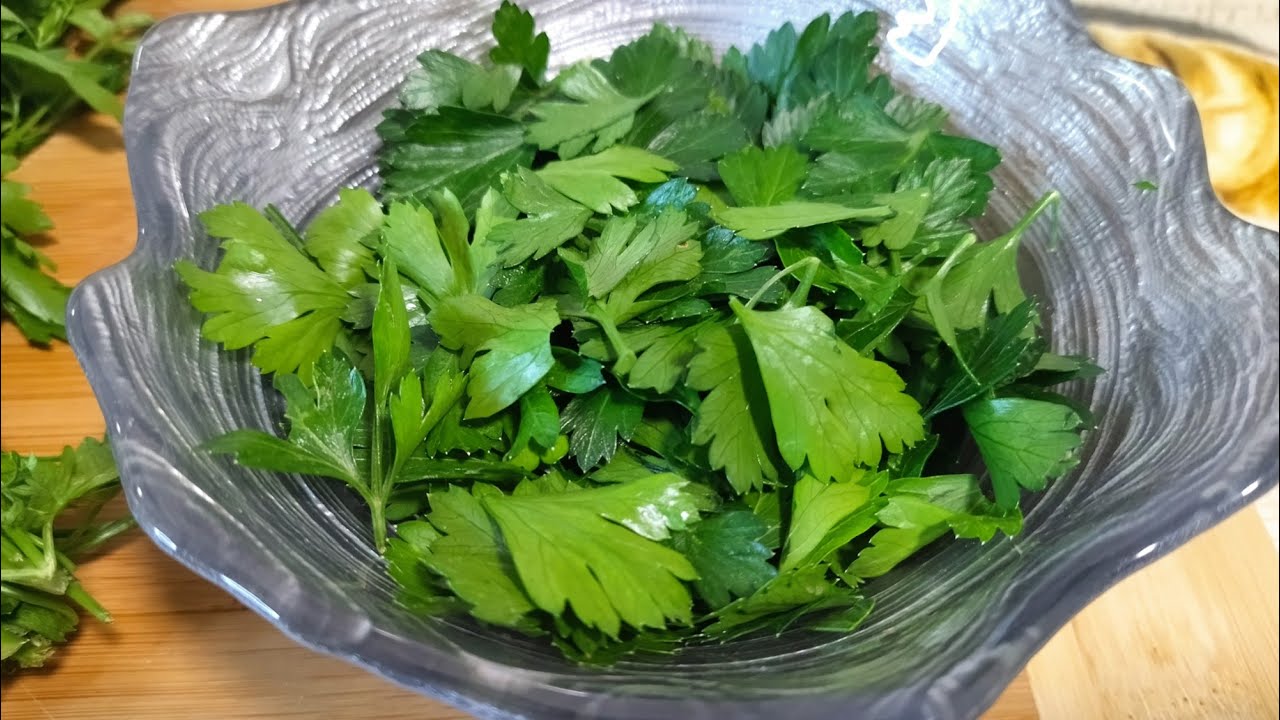 Jača kosti, oči i bubrege, a treba sažvakati samo par listova!