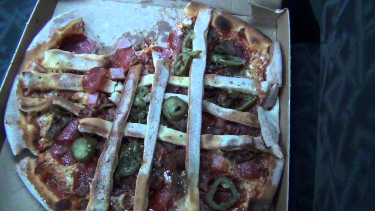 Testissä kotipizzan liha-monster kiekko