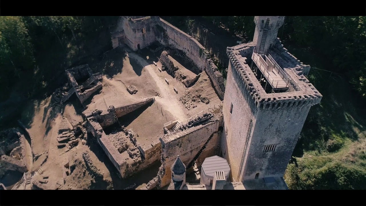 Grand trophée de la plus belle restauration Propriétés Le Figaro 2018 : Le Chateau de Commarque