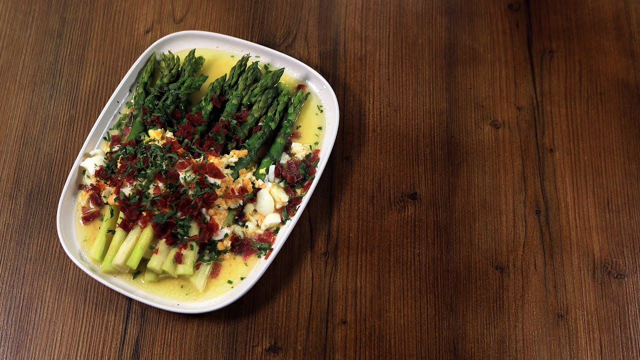 Asparagus Basterma // هليون مع بسترما - Cook with Aline