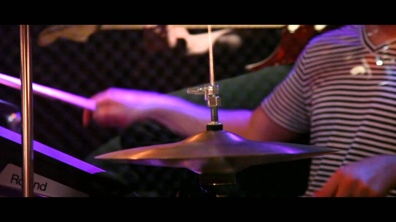 Sid Sriram- Fugitive Thoughts (A Conscious Mind; Live Sessions)