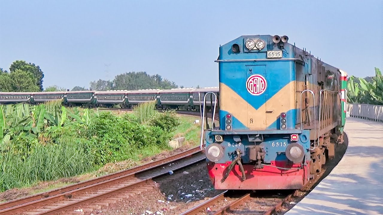Ekota Express Train Spotted At Ishwardi Bypass Rail Curve, Bangladesh Railway