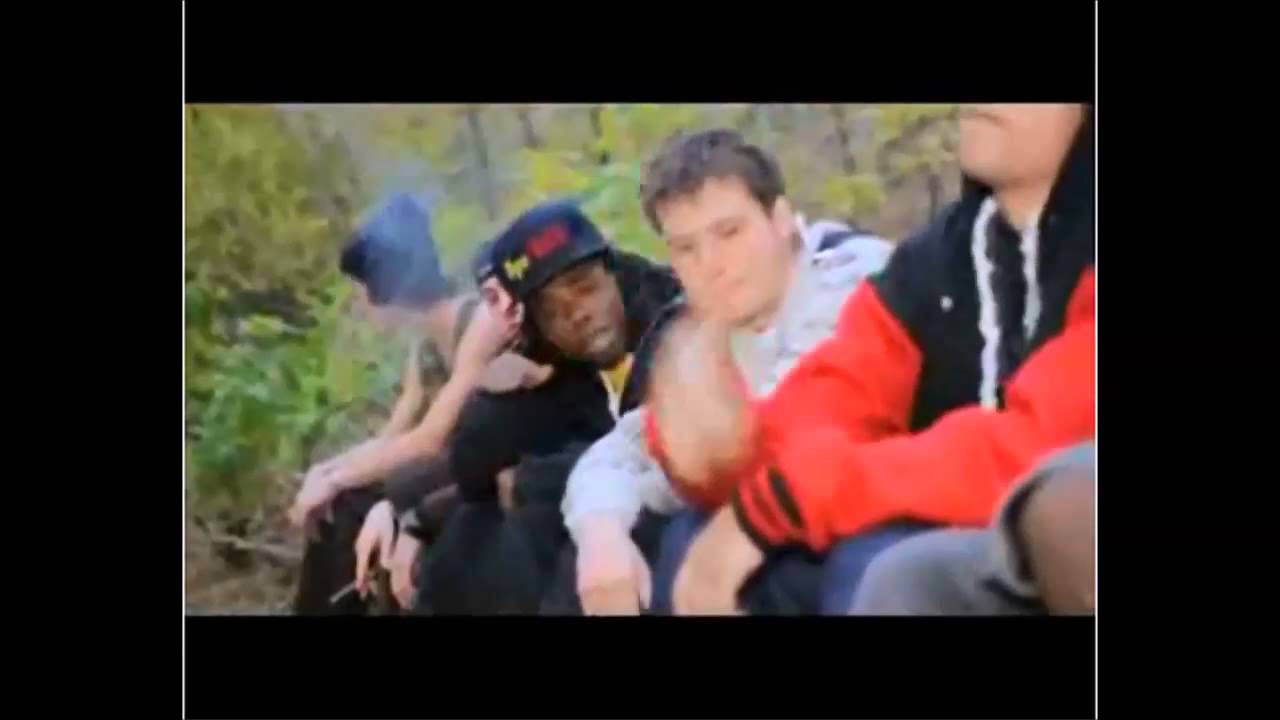 Chaboki - Bluntville ft. Pyrobethename (Reupload of Music Video)