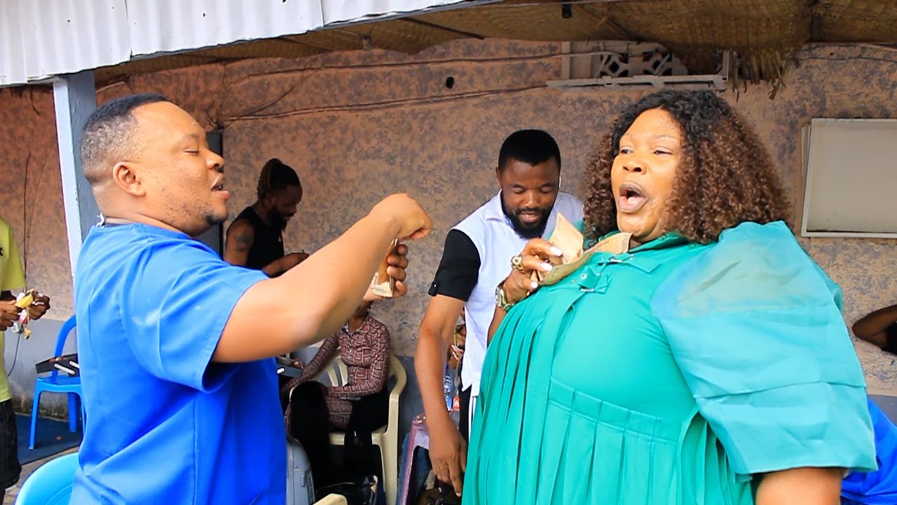SPÉCIAL ANNIVERSAIRE DE MAMAN TOP QUEL SURPRISE FAIT PAR JÉRÉMIE,MABIDI,LIYANZA,MUKWATA,ÉPELA,DADA,
