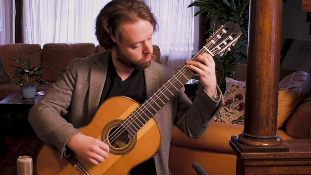 Colin Davin Plays Leo Brouwer - Sonata del Caminante