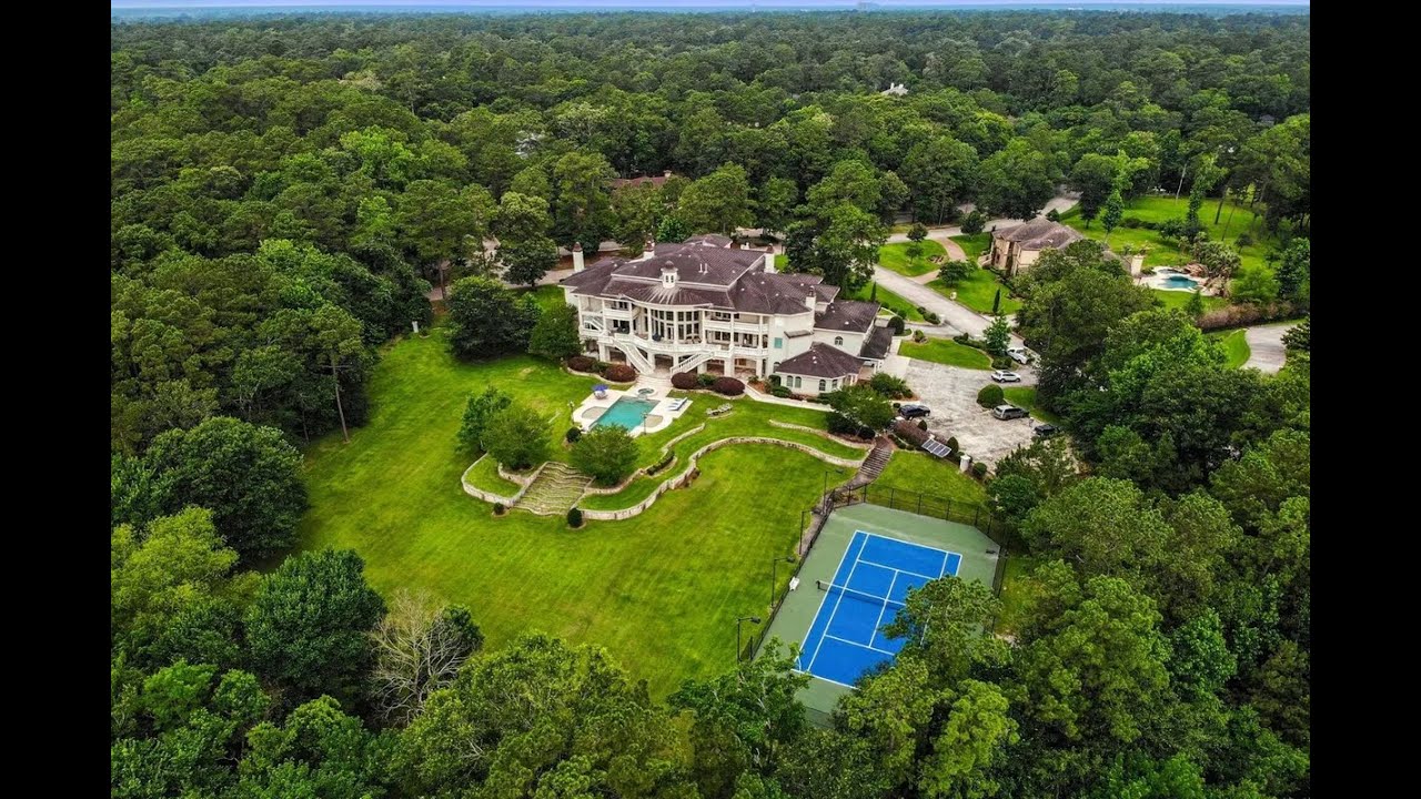 Iconic Masterpiece in Kingwood, Texas | Sotheby's International Realty