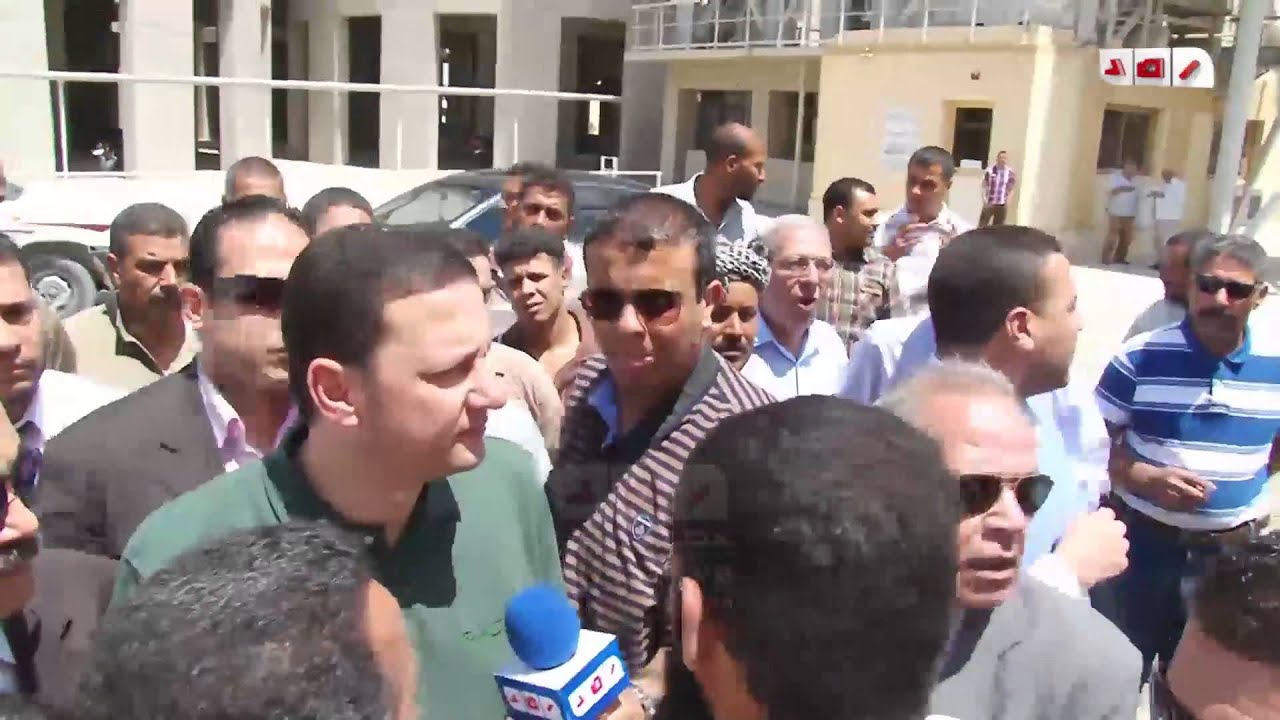 عوده  قول للموظف : الوزير هيخرب بيتك