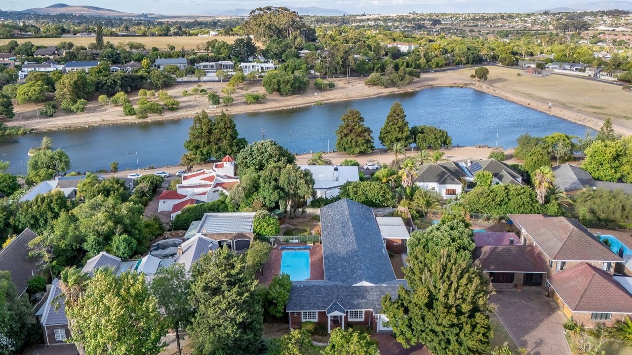 House for sale in Sonstraal | Pam Golding Properties