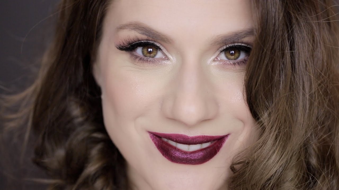 Winged Eyeliner & Deep Plum Lips   cu actrita Tily Niculae
