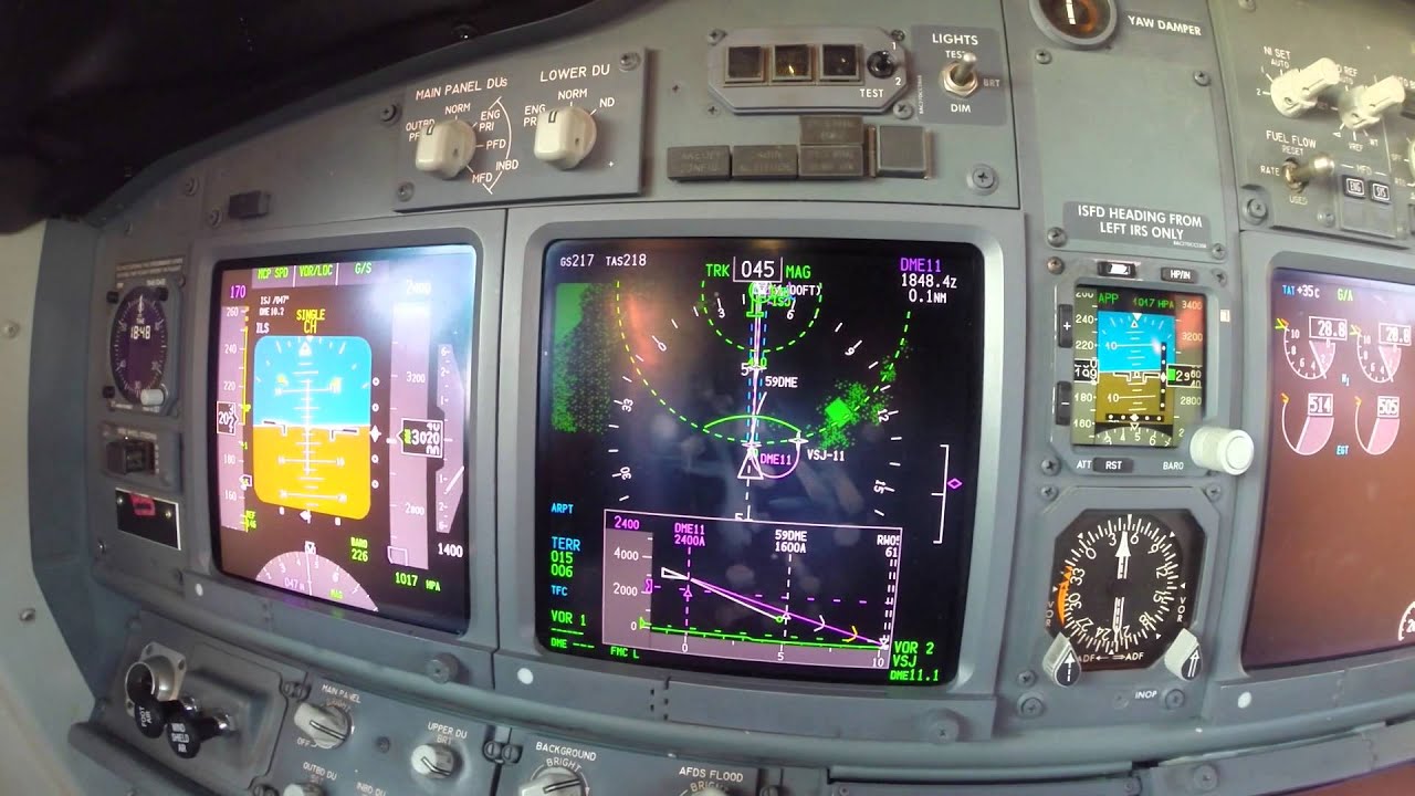 PFD view B737-800 - Murcia Approach RW05R