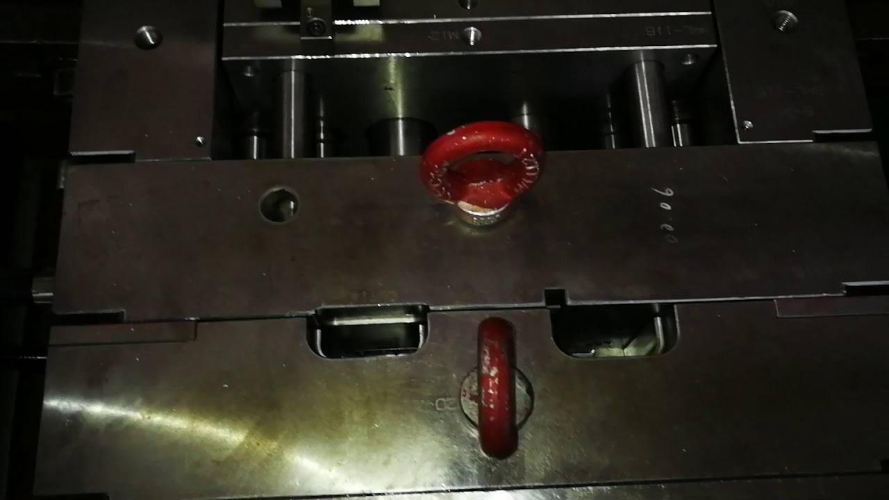 Plastic injection molding manufacturer China Upmold