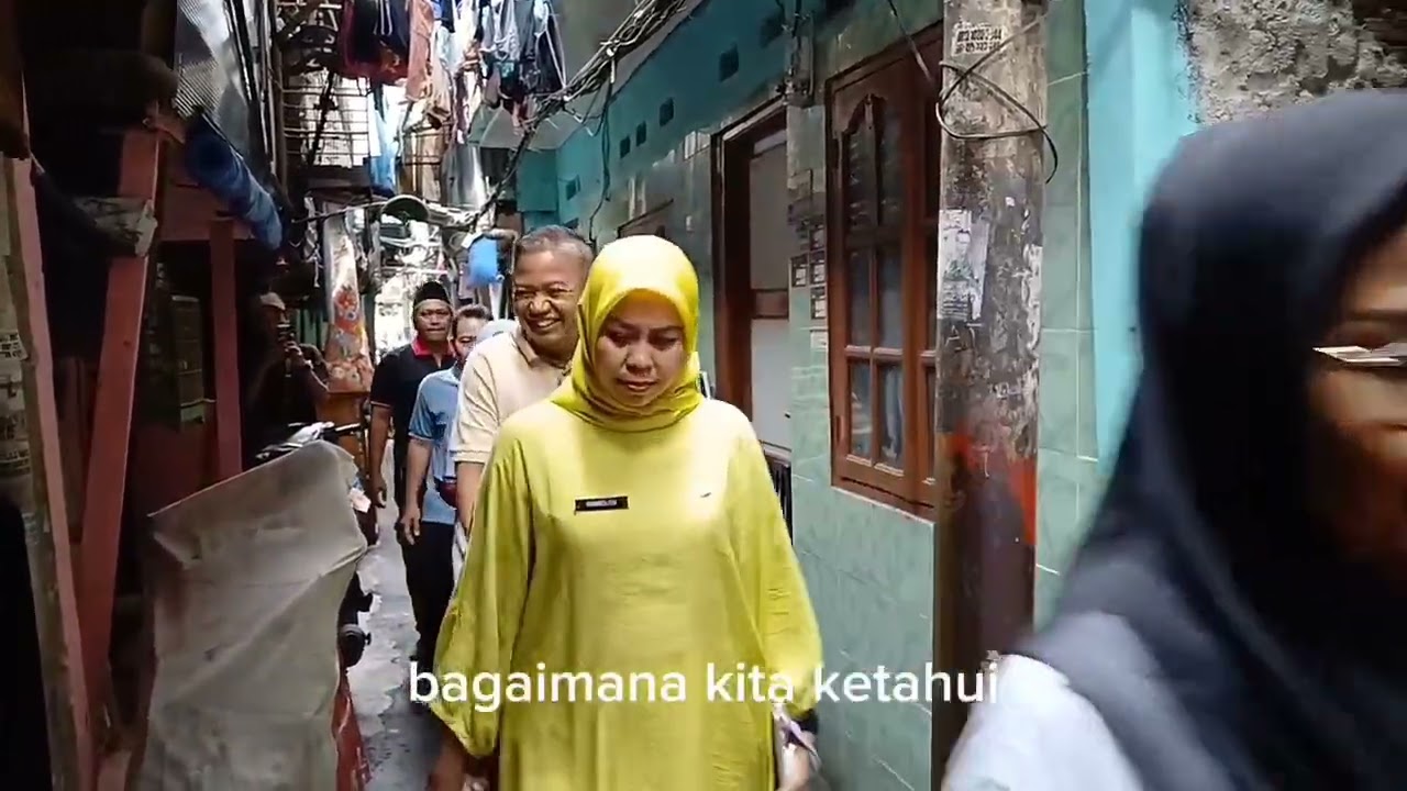 KEGIATAN PSN (PEMBERANTASAN SARANG NYAMUK) DI RW 12 KELURAHAN TOMANG 