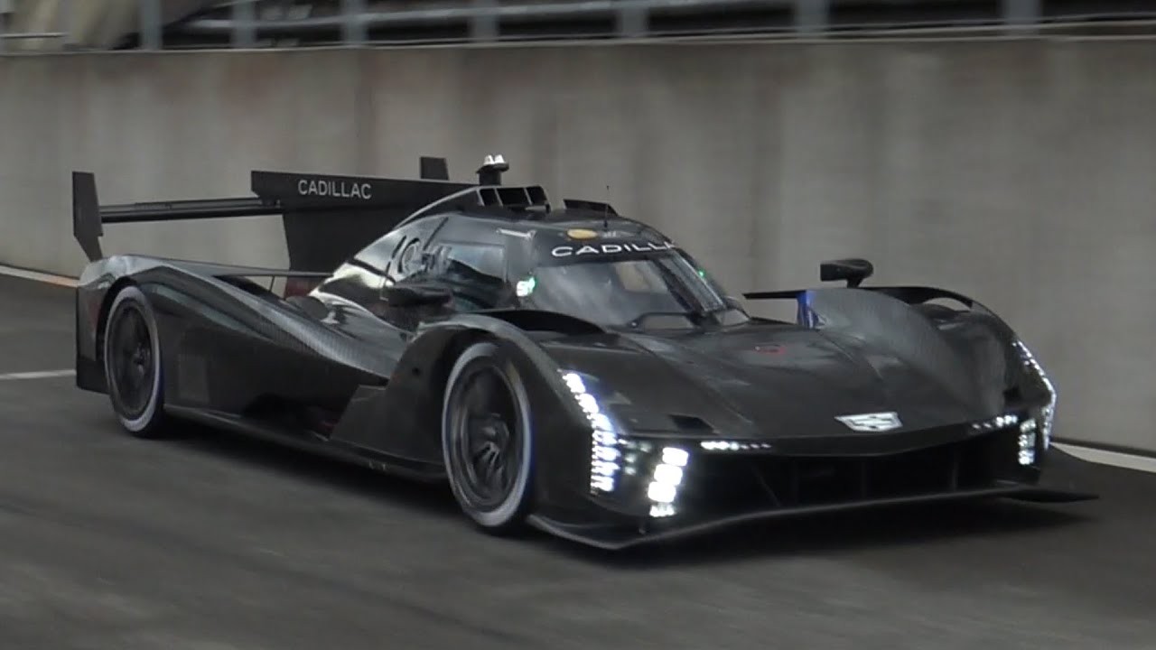 Cadillac V-Series.R LMDh / GTP TESTING at Spa Francorchamps in FULL Blackbird look !