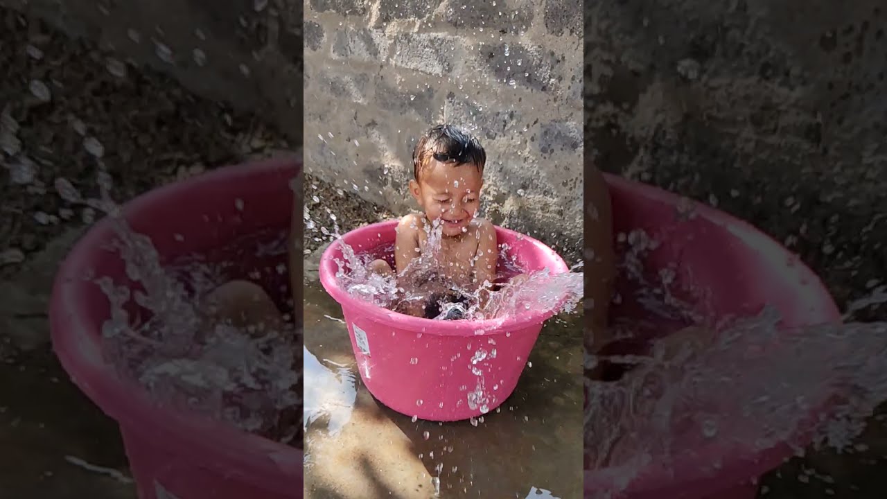 Thande Thande Pani Me Nahana Chaiye...😜 | Littleking | #short