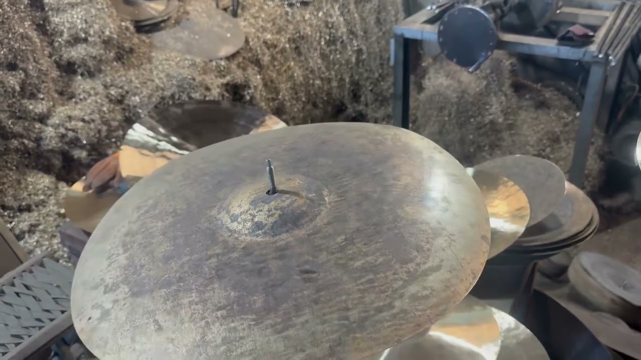 18" B20 Handmade Trash Crash Cymbal
