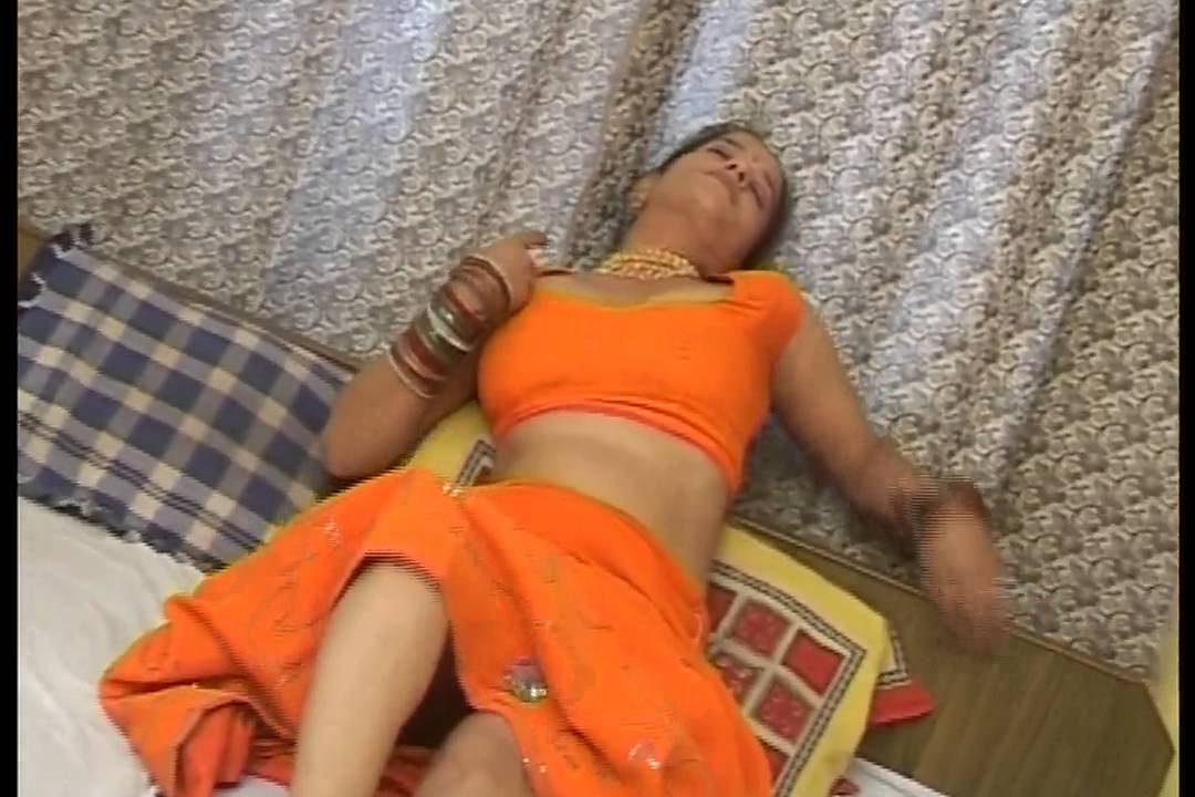 Mere Piya Pardes Rahungi Kese