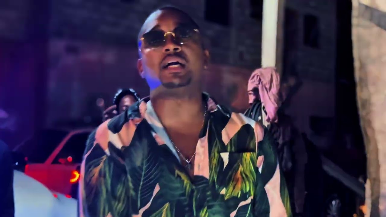 KING Ndasex feat Troy - Les Contrats de Cristiano (Visualizer)