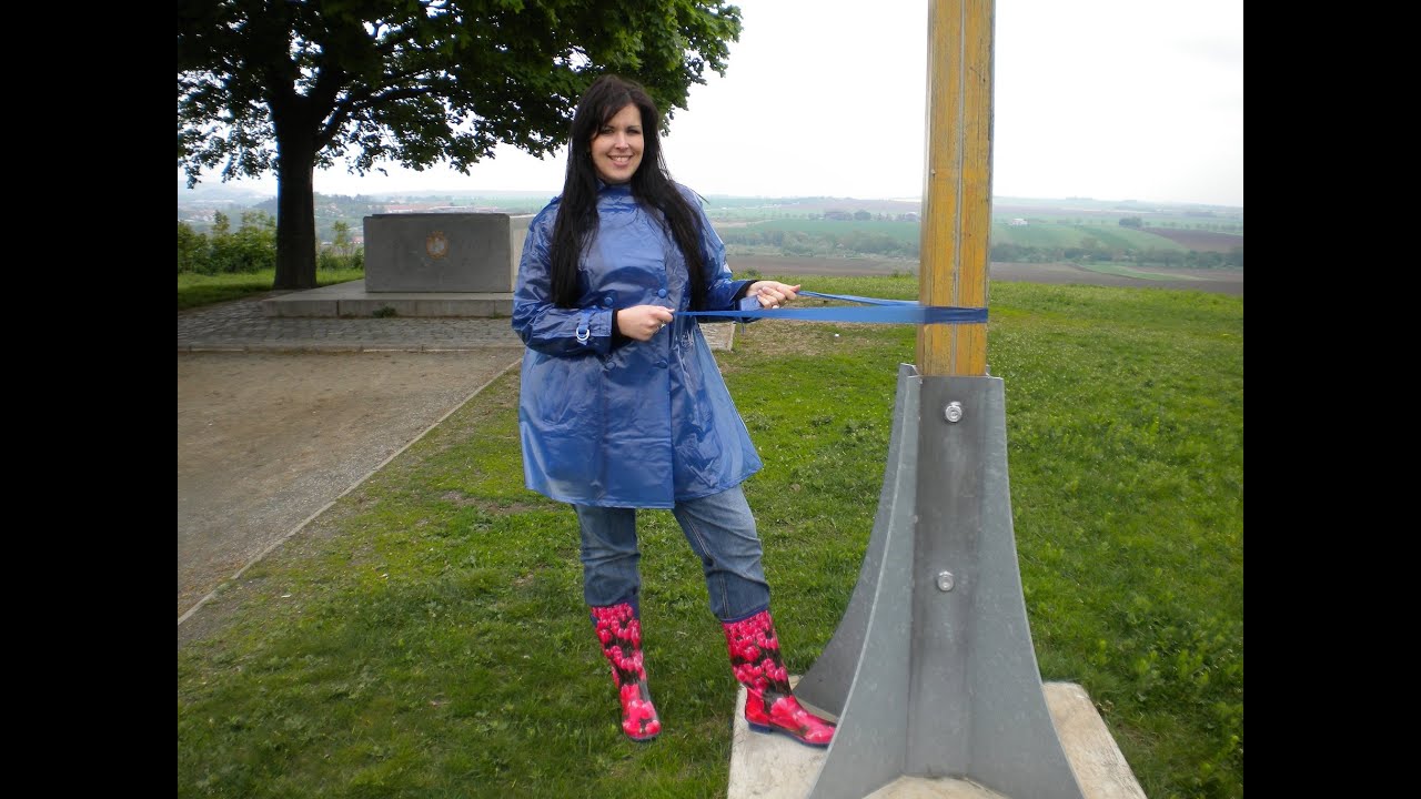 REGENPAR-BLUE RAINCOATS (PHOTOS SETS)