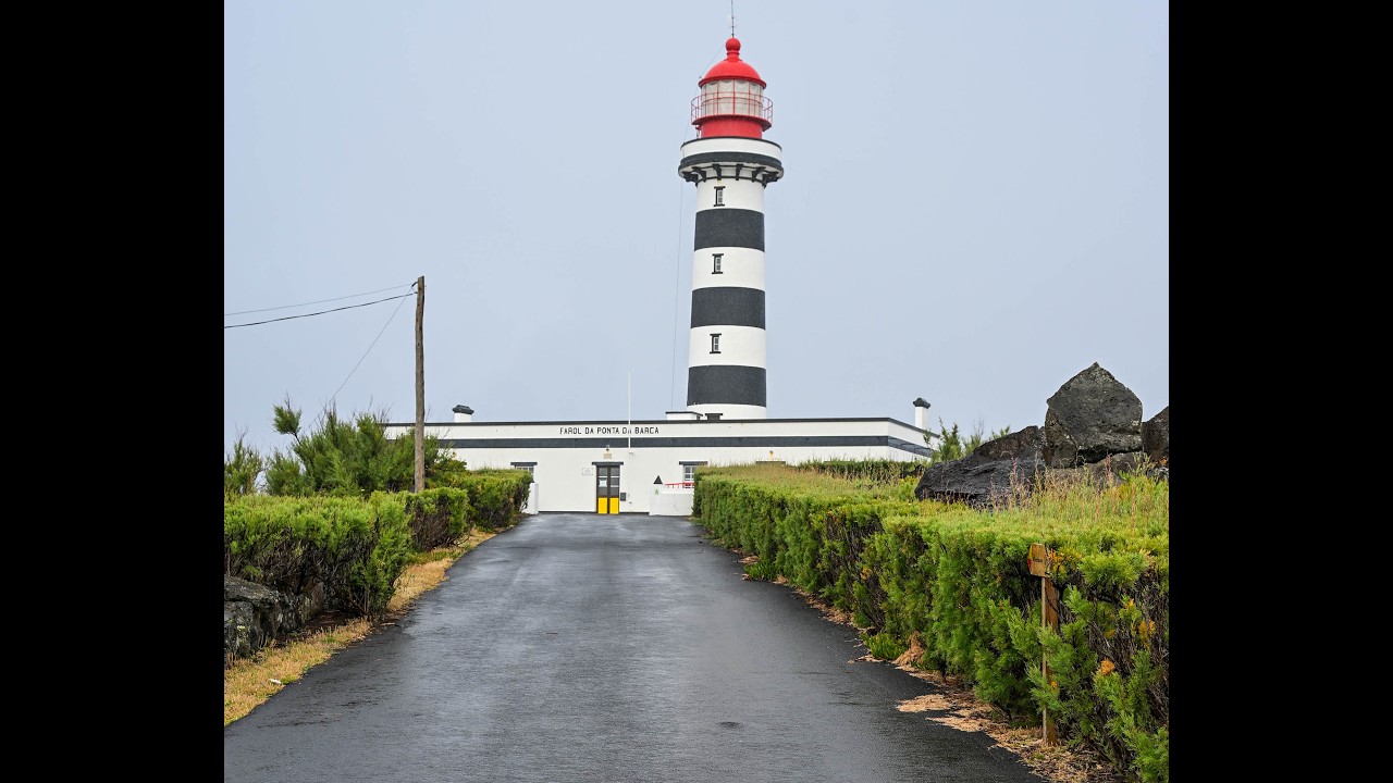 Guardião de escarpas e baías: O épico Farol da Ponta da Barca na Graciosa
