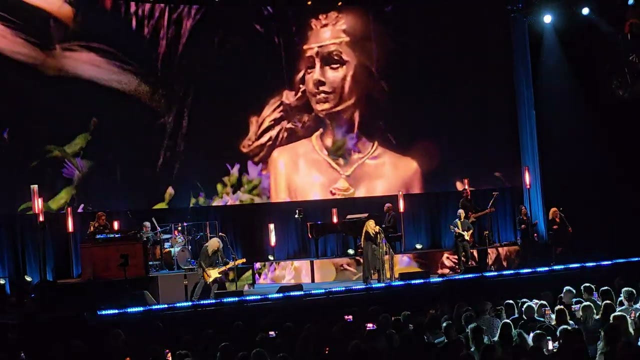 Stevie Nicks - Rhiannon - Manchester Co-Op Live 16th July 2024
