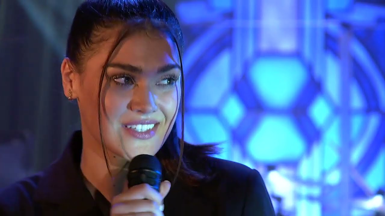 Píseň Padám, zpěv Andrea Kalousová - Show Jana Krause 4. 10. 2023