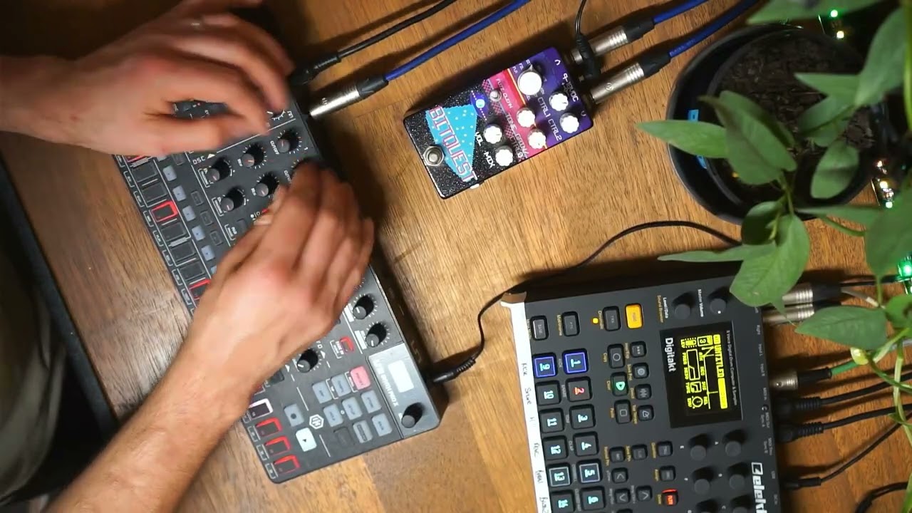 Uno Synth Pro X getting those dual filters screaming!