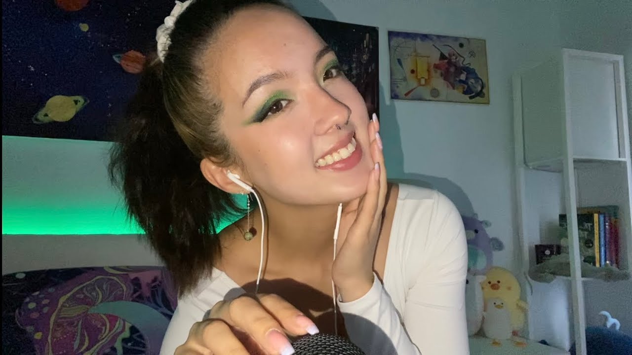 ASMR | fabric scratching, mouth sounds, hand sounds + rambling (new set up!!!)