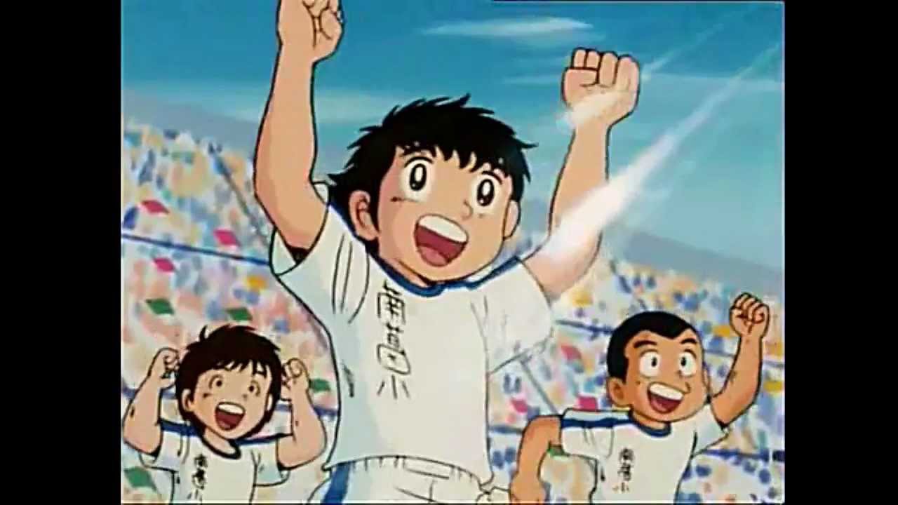 [YTP] Holly ha una grande passione per il ca..lcio
