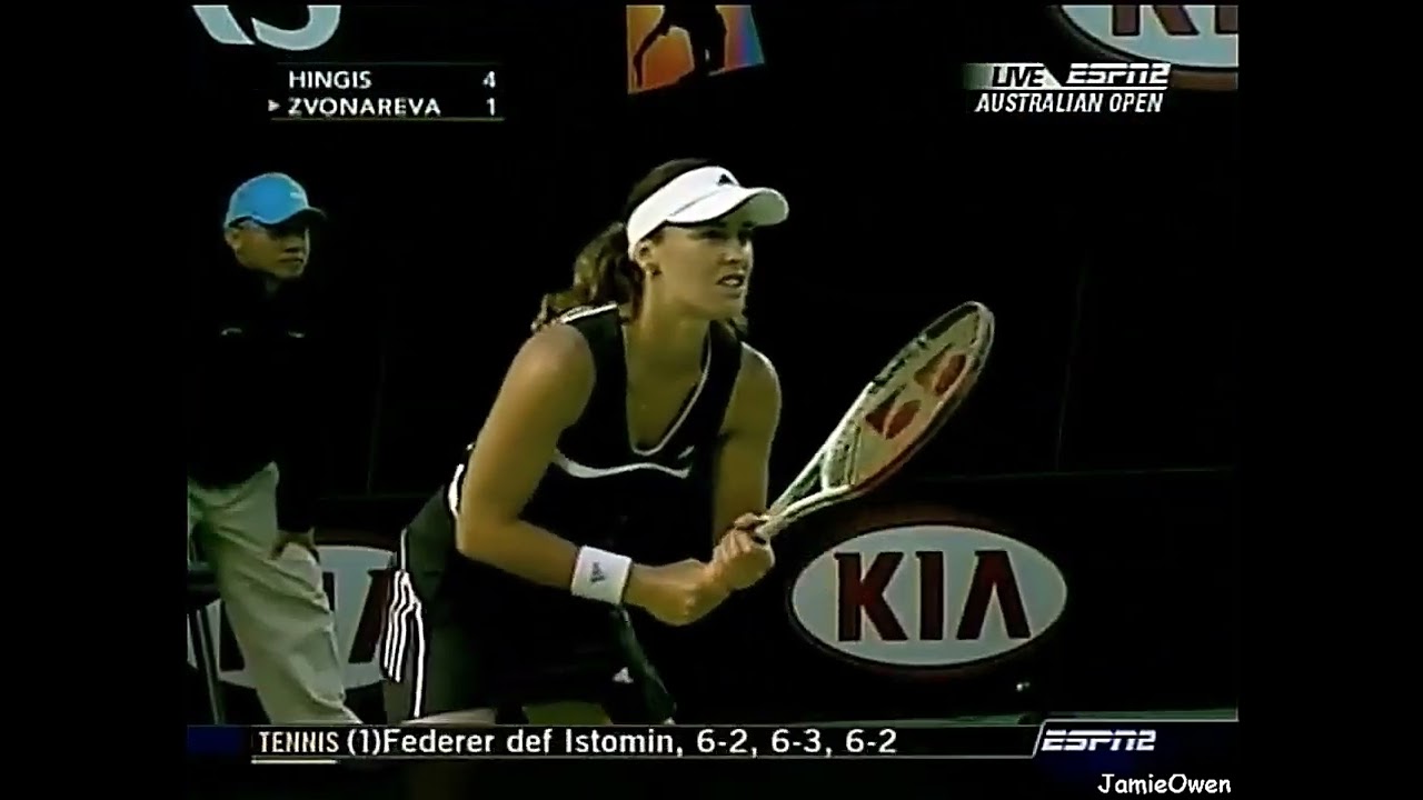 Martina Hingis against Vera Zvonareva in the 2006 Australian Open Round 1 #hingis #tennis