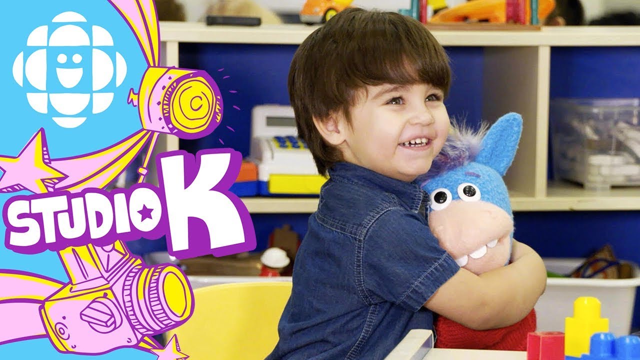 Gary the Unicorn Hugs Kids | Hug Club | CBC Kids