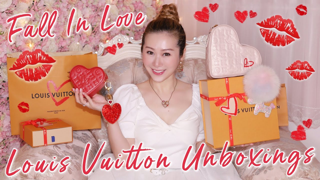 LOUIS VUITTON HEART BAG 😱❤️ FALL IN LOVE ❤️🥰 SUPER RARE COEUR BAGS UNBOXING + WHAT FITS ❤️ LINDIESS