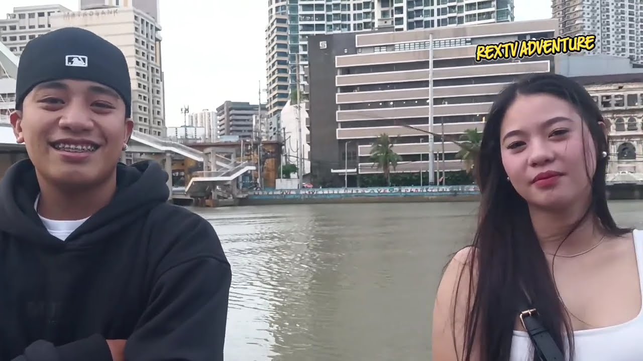 HALA GRABE ilogpasig ESPLANADE Ang Daming magagandang namamasyal, mga Tourista Masaya naglalakad.
