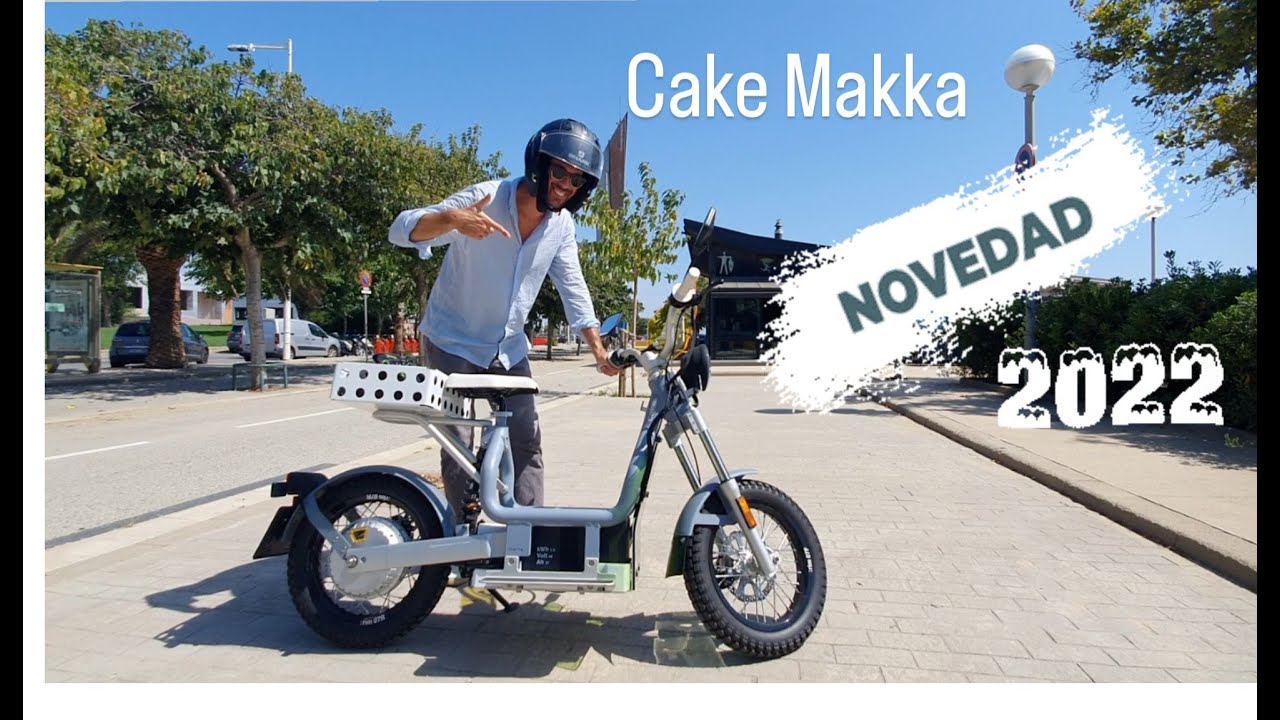 La NUEVA Cake Makka 2022 - REVIEW del CICLOMOTOR SUECO de BOLSILLO⚡️