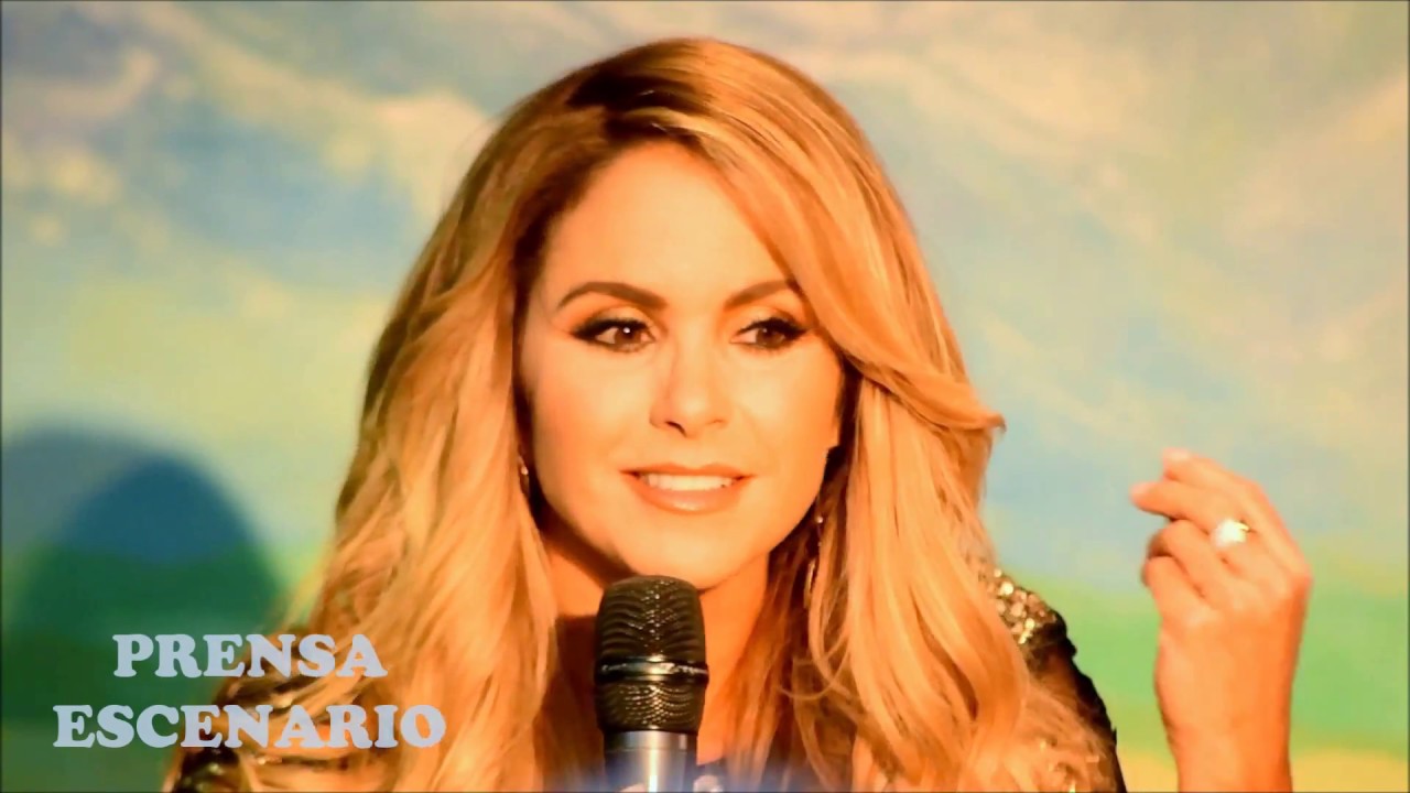 LUCERO -  CONFERENCIA DE PRENSA COMPLETA -  MEXICO