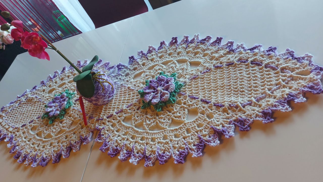 Trilho/Caminho de mesa HARMONIA bico nas 2 pontas. Fácil e  econômico em crochet...