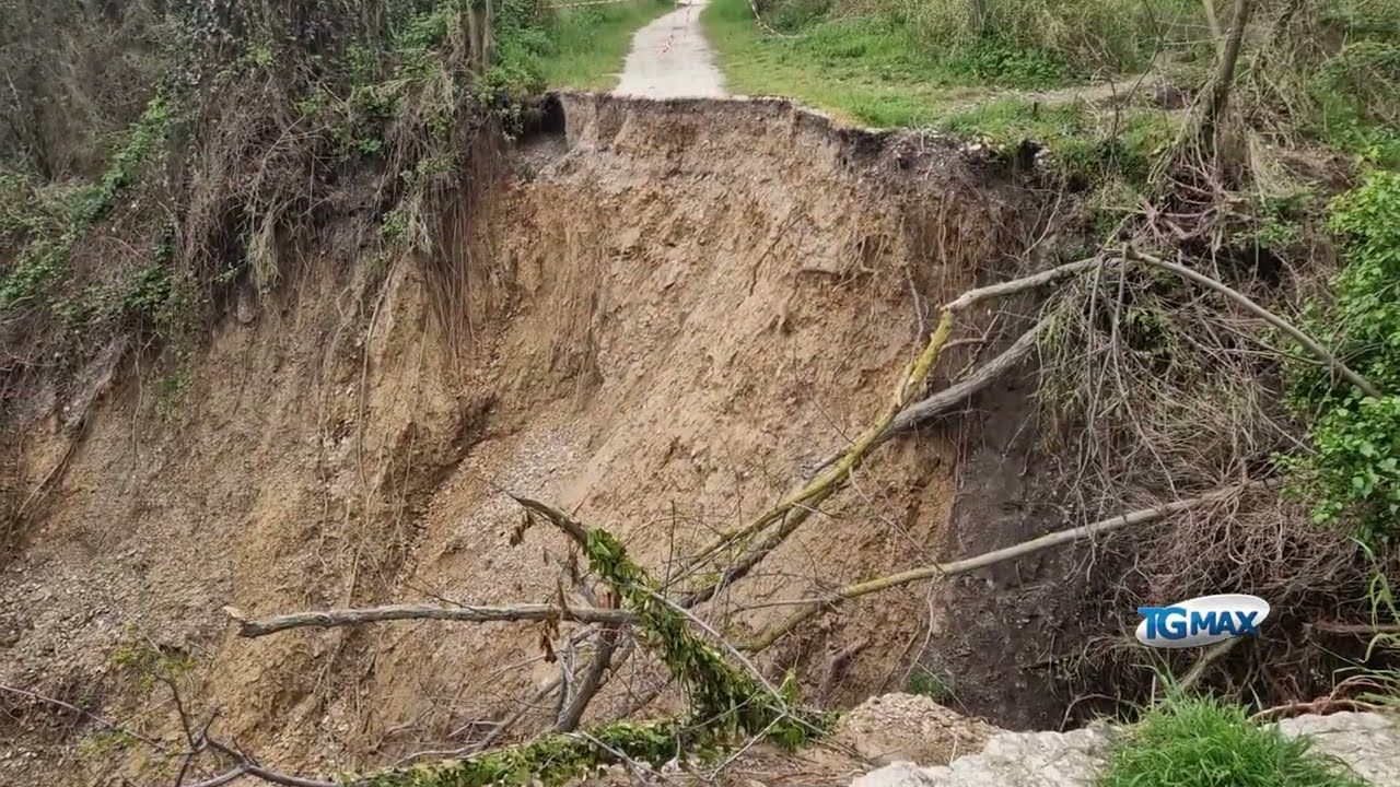 Punta Aderci, la Via Verde tagliata in due