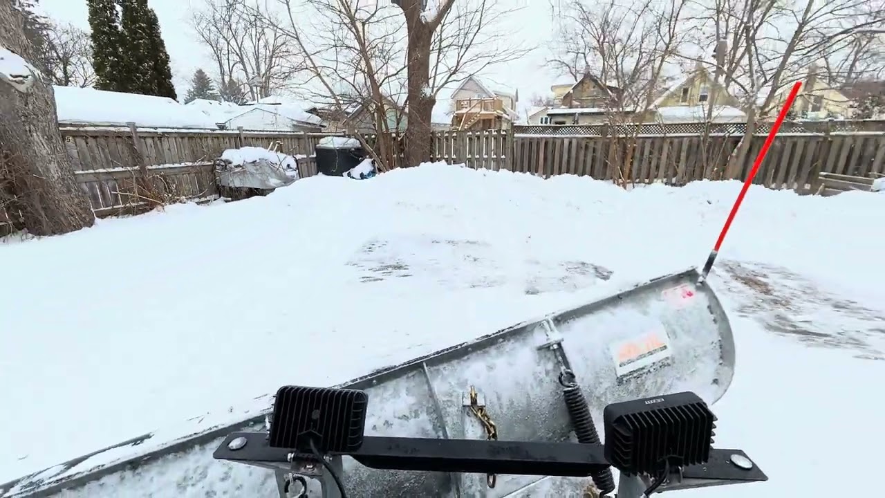 –30°C Canadian Winter 🇨🇦 Arctic Plow Clears Parking Lot