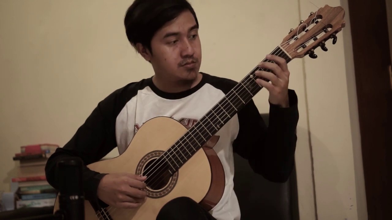 &Eta; &Beta;&rho;ύ&sigma;&eta; &tau;&omega;&nu; &Pi;&epsilon;&gamma;&epsilon;&iota;ώ&tau;&iota;&sigma;&sigma;&omega;&nu; (I Vrisi ton Peyiotisson) Solo Guitar Cover