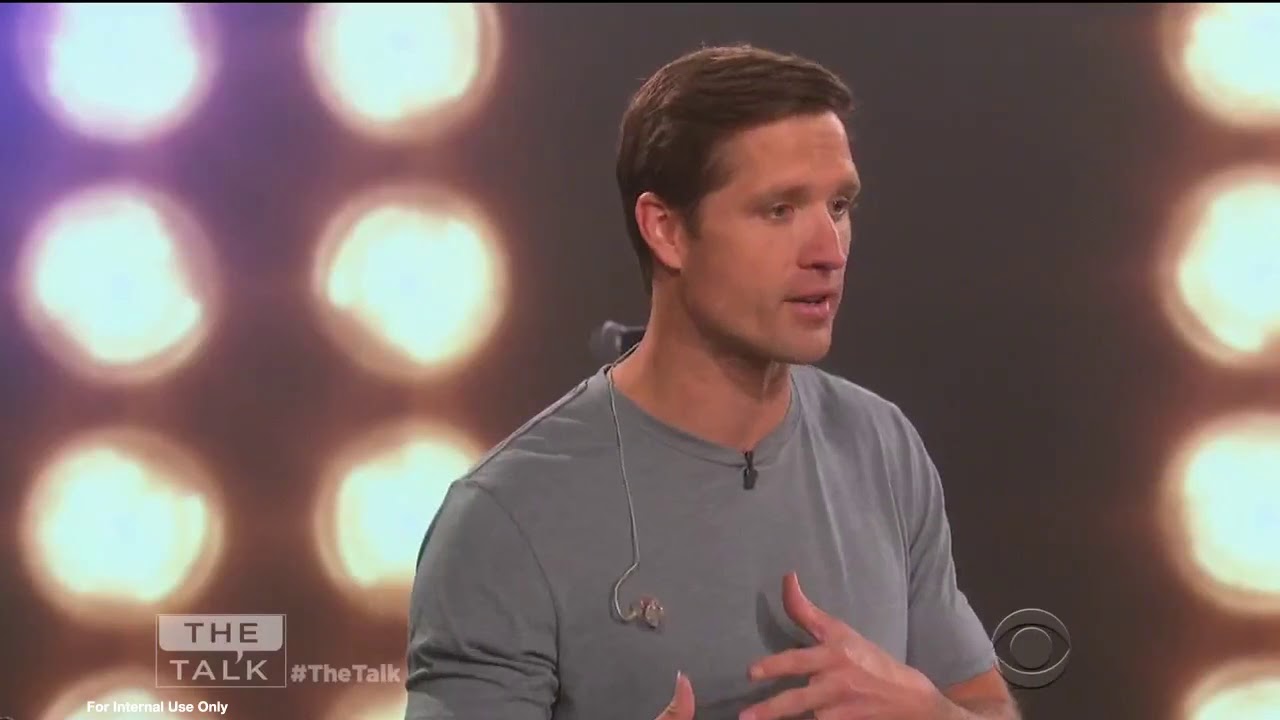 Walker Hayes performs 