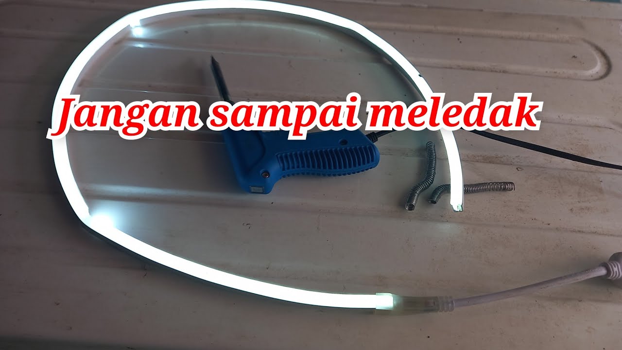 Cara memotong pendek neon flex ac 220 volt supaya tidak meledak