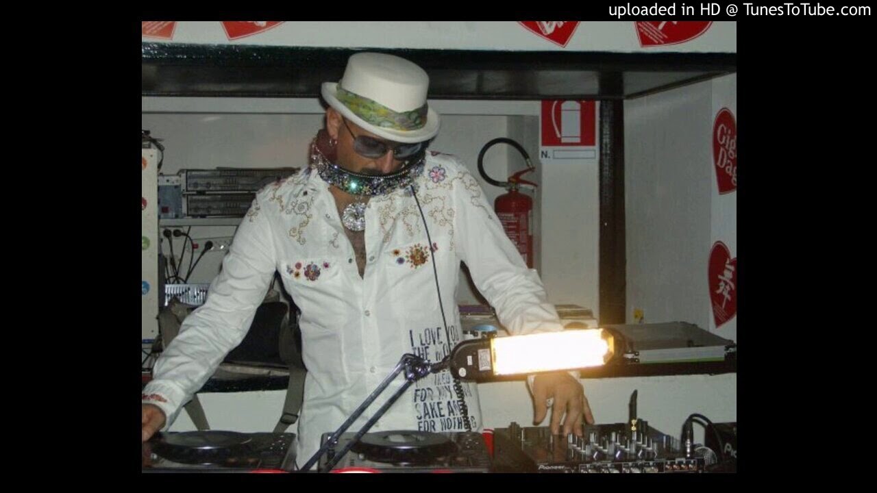 Gigi D'Agostino - Inedito #38 (Happiness Is You)