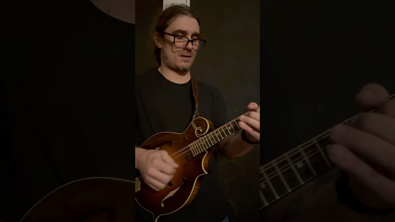 Bluegrass Mandolin Solo: Let Me Fall  