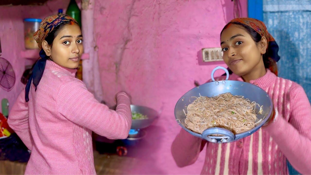 आज घर पे ही बाजार जैसी चाऊमीन बनाई 😋 | village lifestyle vlog 