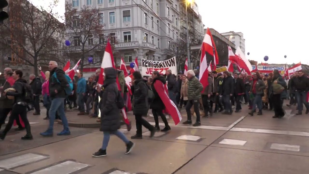 Demo in Wien I OBEN GEGEN UNTEN I Ja zur Neutralität I @Wiener_TV