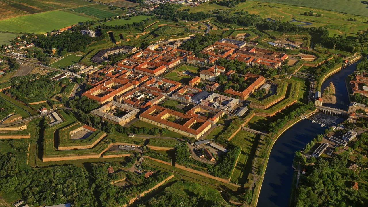 🌟TEREZIN🌟Städte in Form eines Sterns.