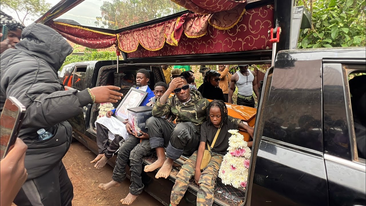 Fïk Fameica’s mother body taken to Church for prayers in a convoy