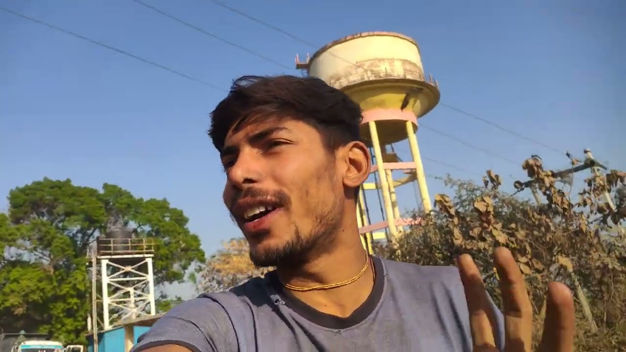 आज मैं पानीटंकी के ऊपर चढ़ गया aaj mai panitanki ke upar chad gya 