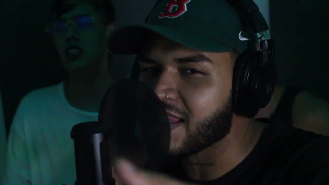 Gift Me - Teo Montoya, Milky Wayz, Alex Don, Gamhide (Prod. Scaletracks)