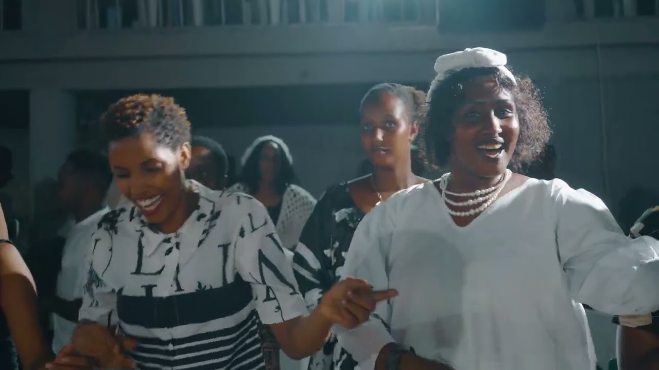 ABAMARAYIKA BY NEW LIFE CHOIR