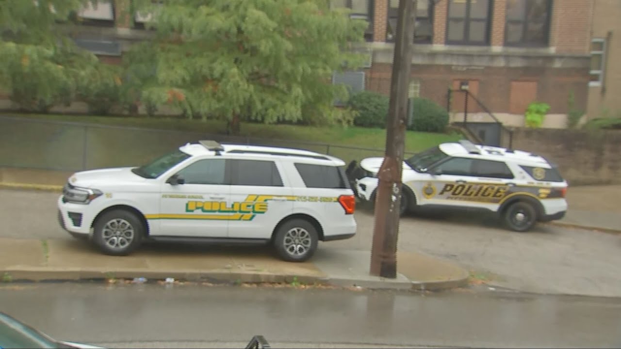 3 students injured in stabbing at Carrick High School in Pittsburgh